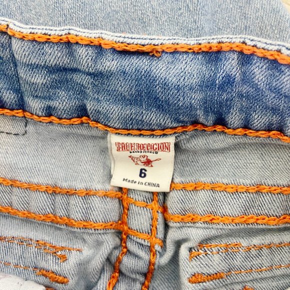 True Religion | Girl's Light Wash Orange Stitch Big T Straight Jeans | Size: 6Y - Picture 3 of 7